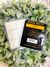 Load image into Gallery viewer, TYLER WAX MELTS CANDLE
