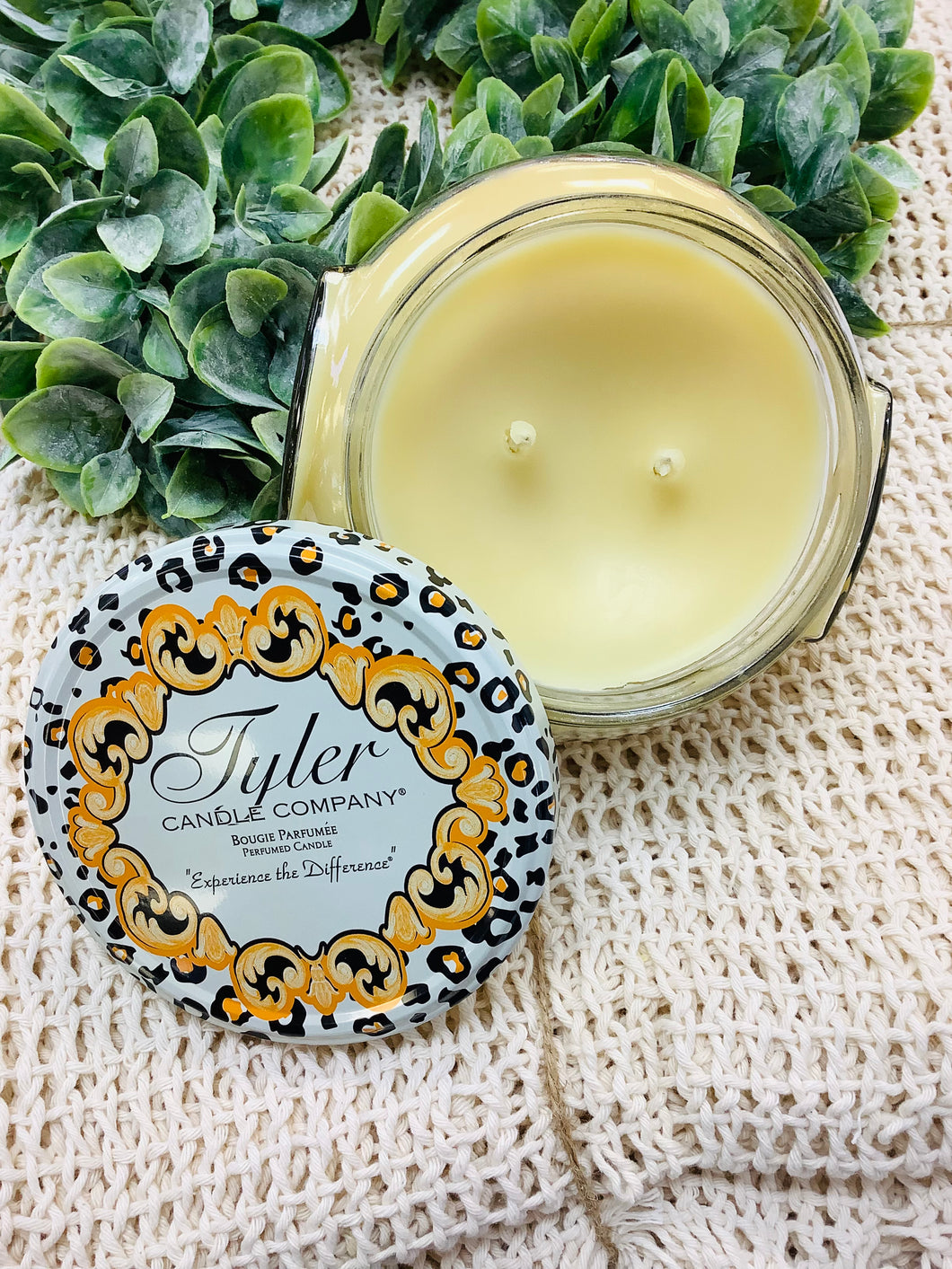 TYLER CANDLE COLLECTION - PINEAPPLE CRUSH®