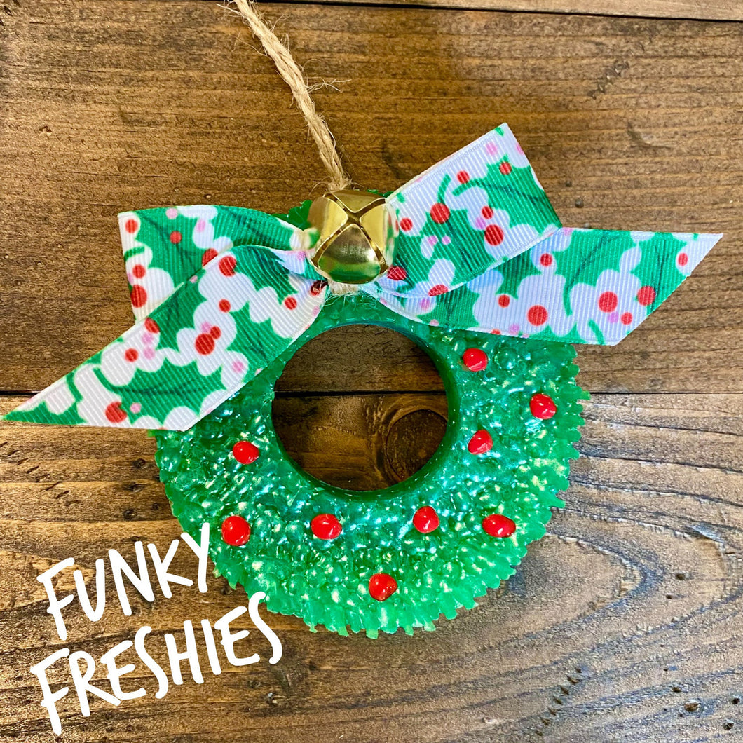 WREATH WITH BOW CAR FRESHIE