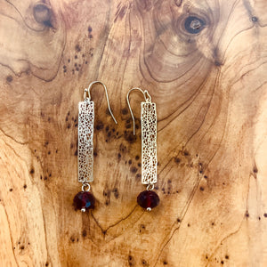 RED BEAD EARRING