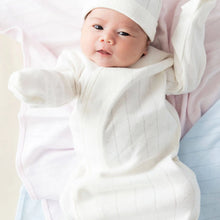 Load image into Gallery viewer, MAGNET ME GOWN + HAT SET - LOVE LINES TOFU
