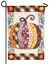 Load image into Gallery viewer, PATTERN PATCH PUMPKIN GARDEN FLAG
