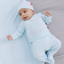 Load image into Gallery viewer, MAGNETIC ME - PREEMIE PIN DOT BLUE KIMONO HAT SET - 3pc  SET
