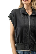 Load image into Gallery viewer, BLACK WASHED VEST
