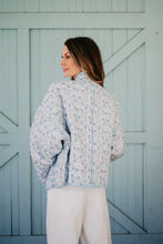 Load image into Gallery viewer, DAINTY FLORAL QUILTED JACKET
