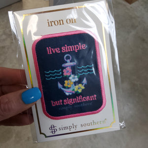 IRON ON GRAPHIC PATCH - LIVE SIMPLE
