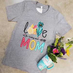 LOVE MOM TEE