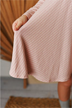 Load image into Gallery viewer, DUSTY PINK RIBBED KNIT DRESS
