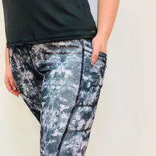 Load image into Gallery viewer, ACTIVE LIFESTYLE LEGGINGS - MOONLIT BLACK
